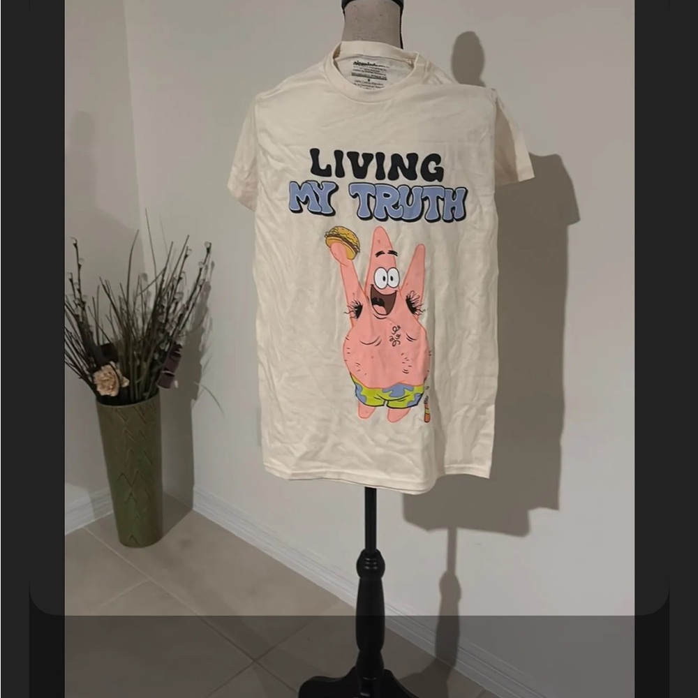 NWT small SpongeBob Patrick t shirt 705